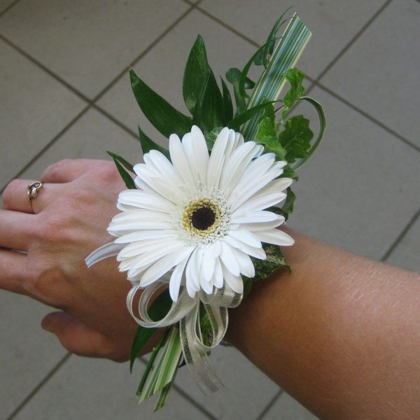 2573815 boutonniere et corsage 05.jpg