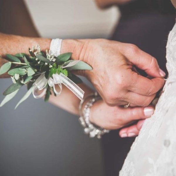 2573815 boutonniere et corsage 06.jpg